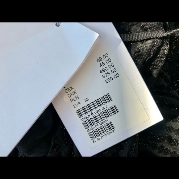 & OTHER STORIES
Glitter Stripe Velvet Wrap Top - Picture 7 of 10